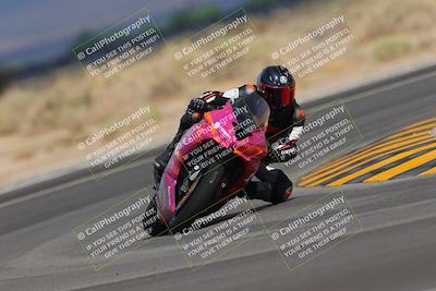 media/Sep-11-2022-SoCal Trackdays (Sun) [[81b7e951af]]/Turn 16 (945am)/